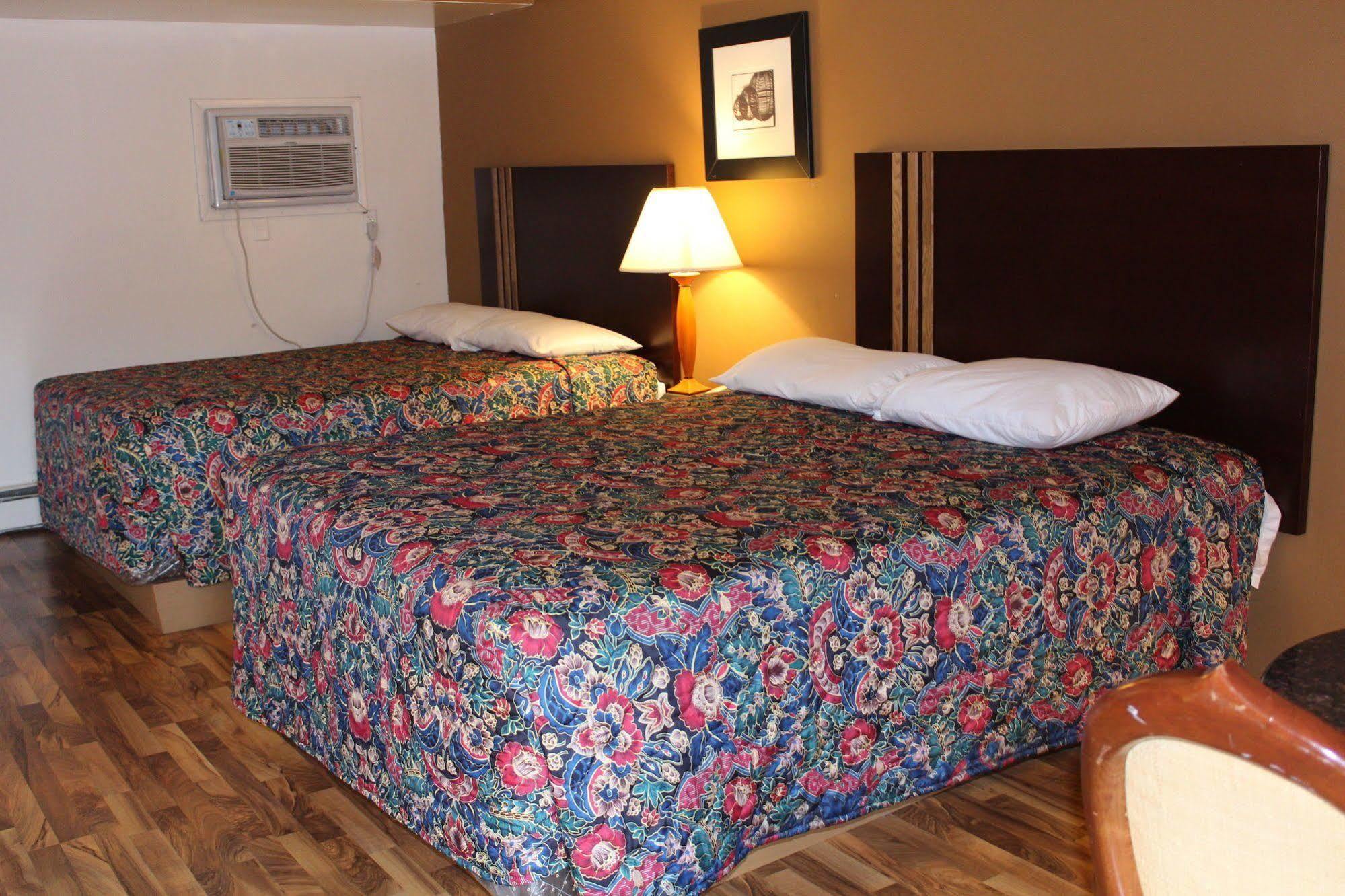American Inn And Suites Countryside Exteriör bild